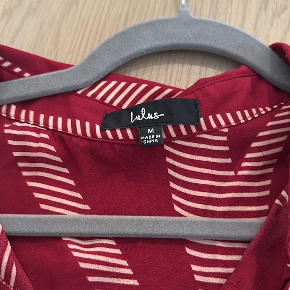 Red lulus button down; never worn - Picture 3 of 6
